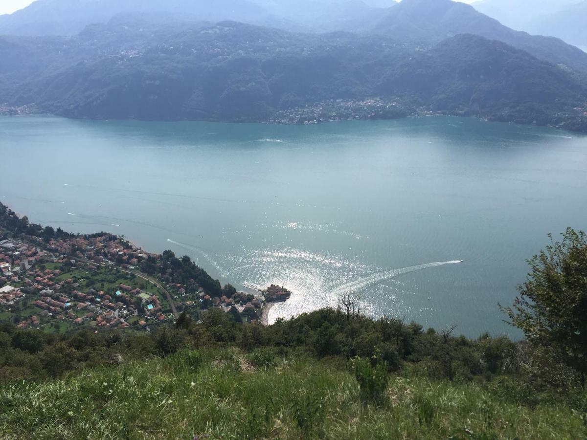 In Centro Ca' Leandro Vista Lago Lierna Bagian luar foto